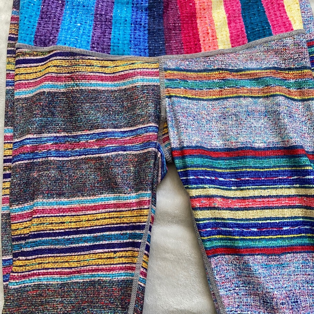 Niyama Sol Barefoot Leggings size medium